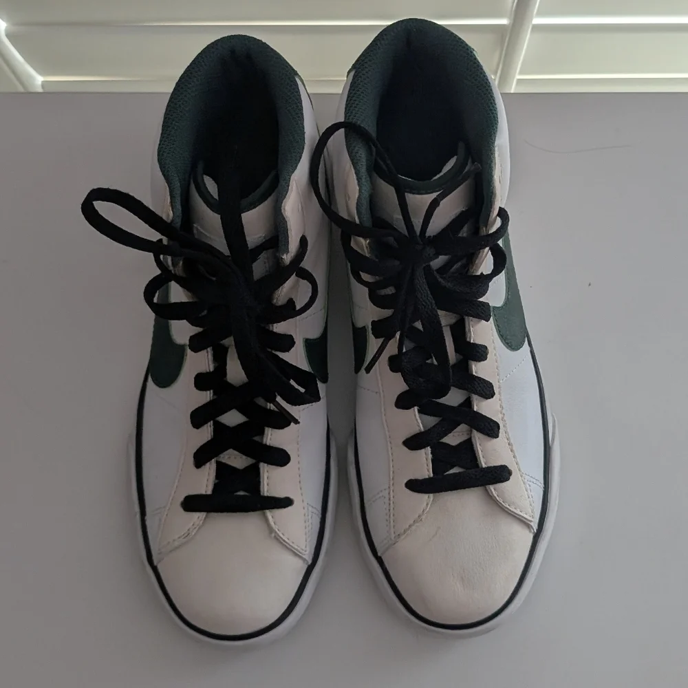 🥁 Nike Sweet Classic High Sneaker